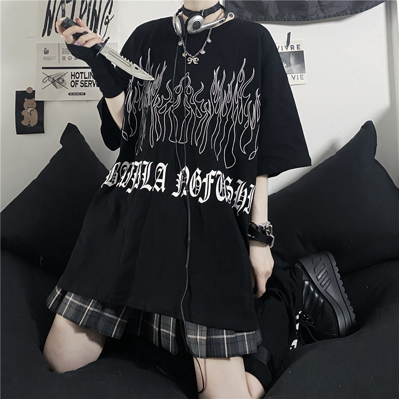 Camiseta feminina 2021 Streetwear Oversized Dark Style Manga curta ...