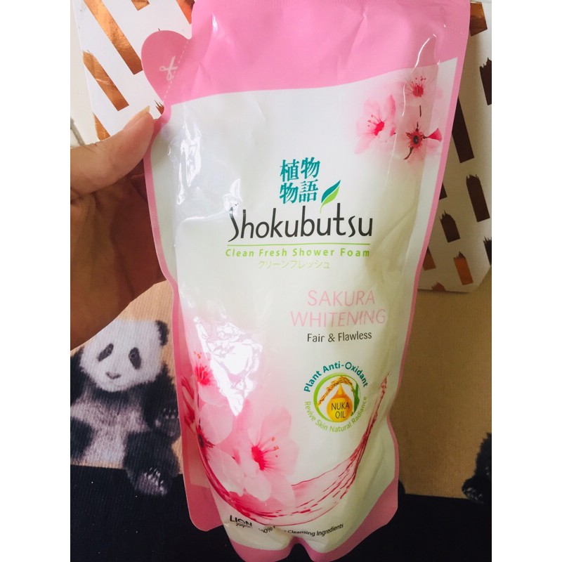 Shokubutsu Sakura Whitening Body Wash Refill 550ml