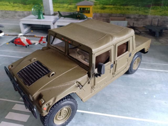 diecast humvee