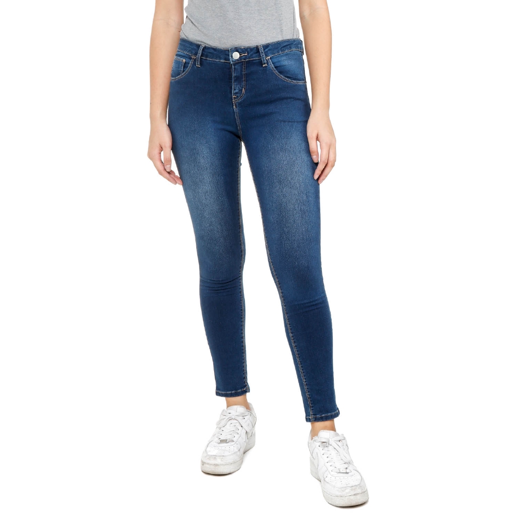 girls in denim jeans