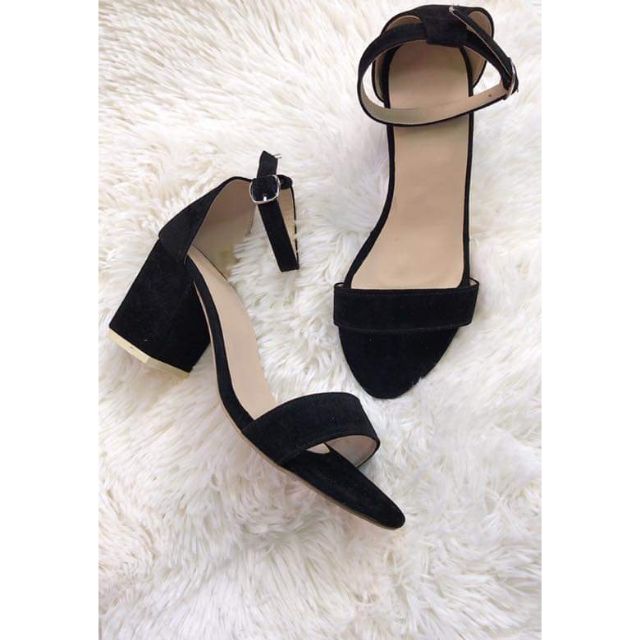 1 strap sandals