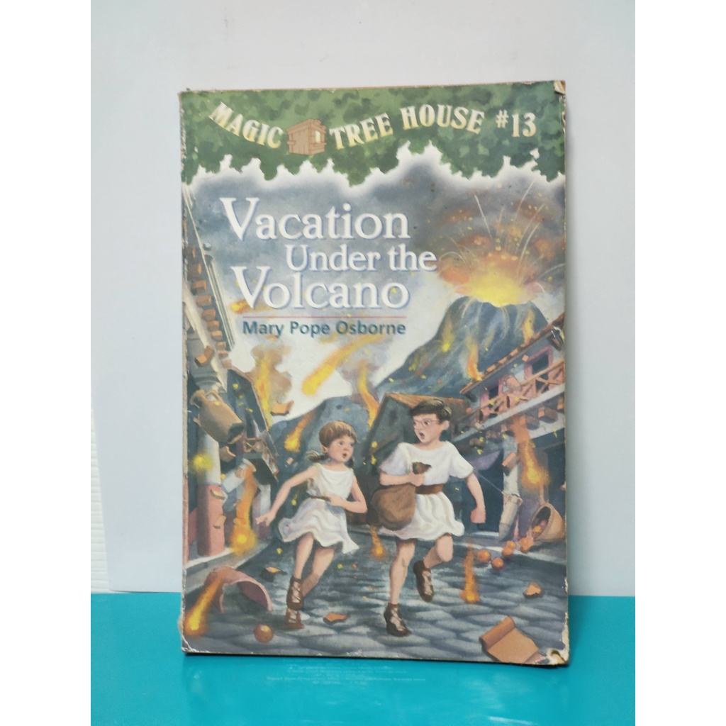 Vacation Under the Volcano by Mary Pope Osborne | Shopee Philippines