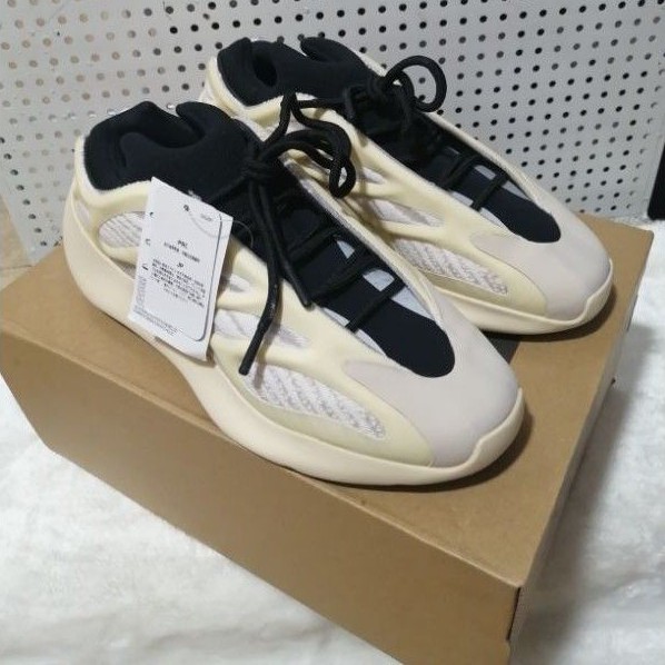 yeezy boost 700 azael