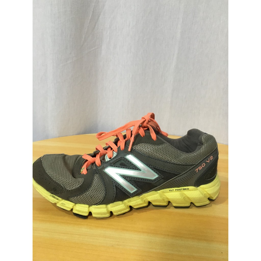 new balance 840 rosa e cinza