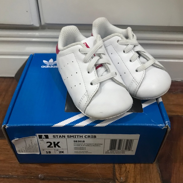 stan smith crib