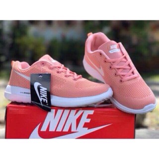 zoom running shoes