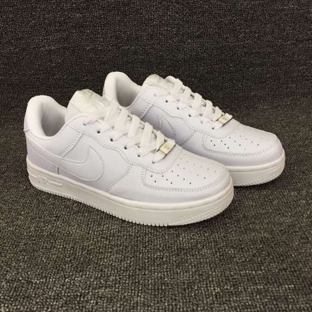 nike plain white sneakers