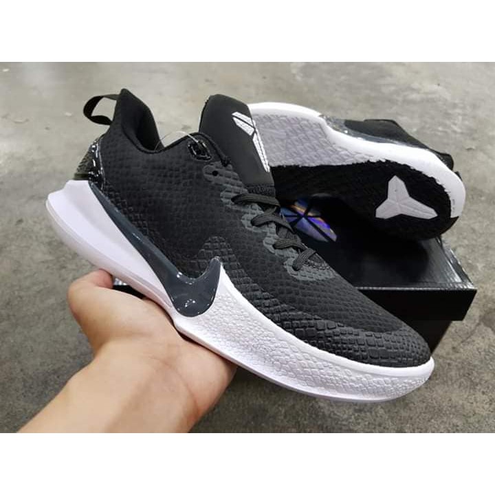 nike kobe mamba focus black