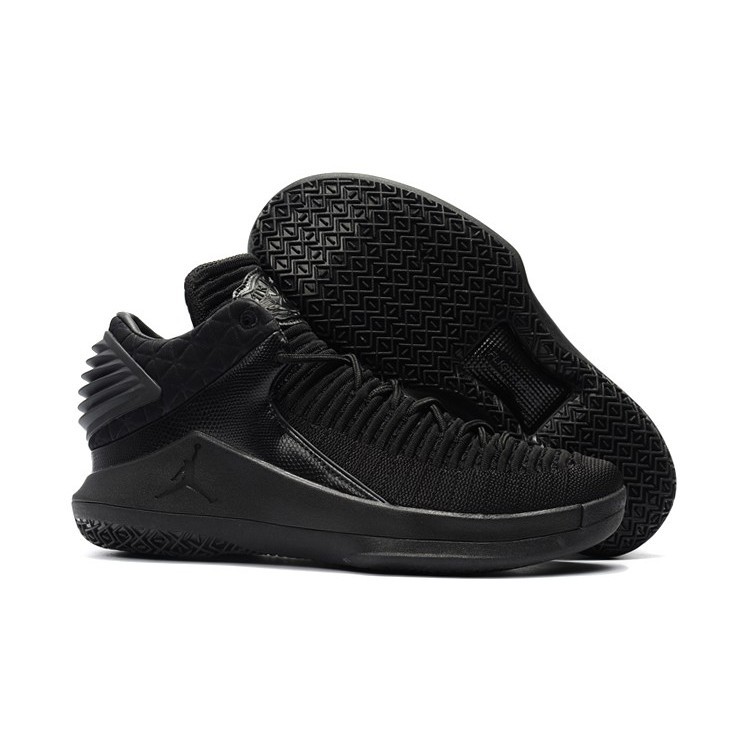 jordan 32 triple black