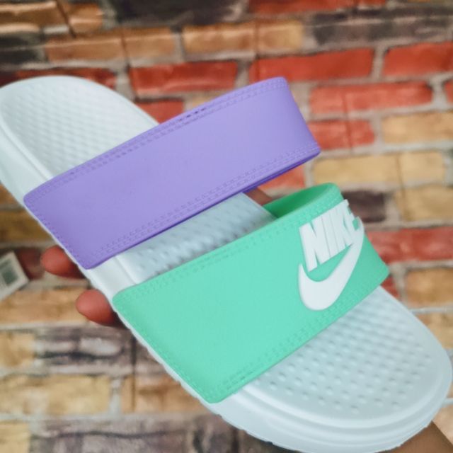 nike benassi two strap