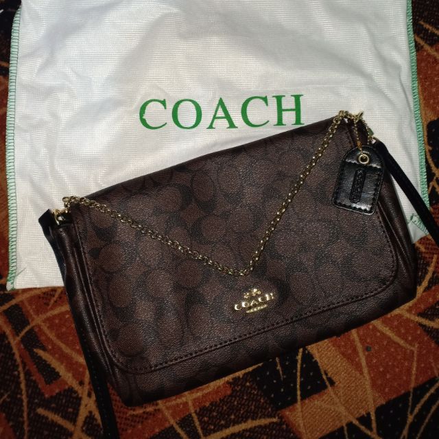 coach sling chain bag