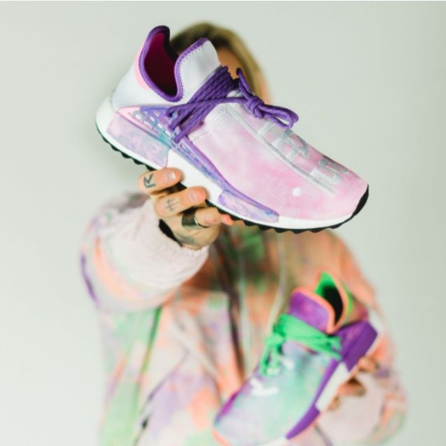 holi pack human race