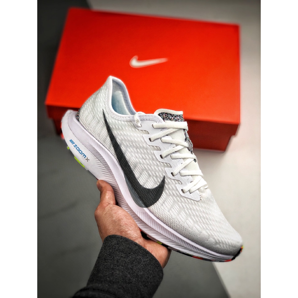 shoes with zoomx