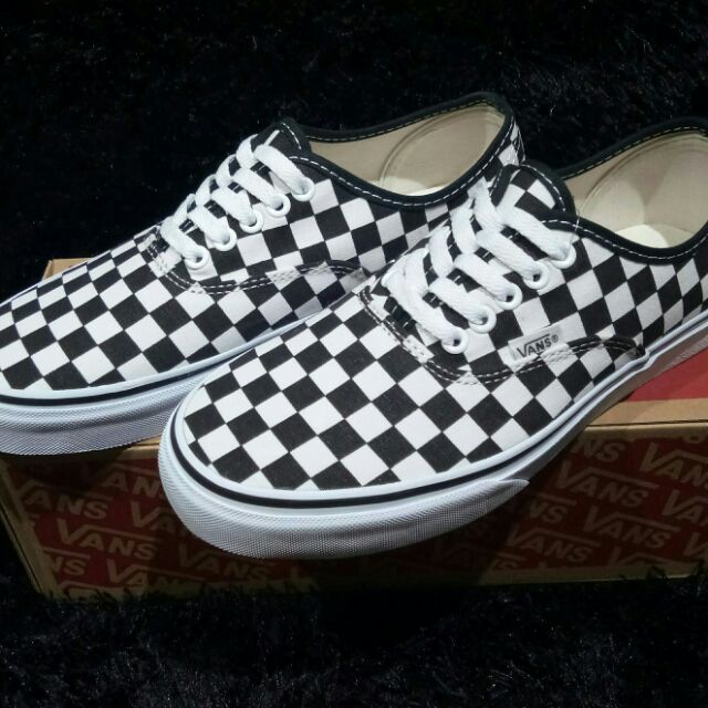 vans true white checkerboard