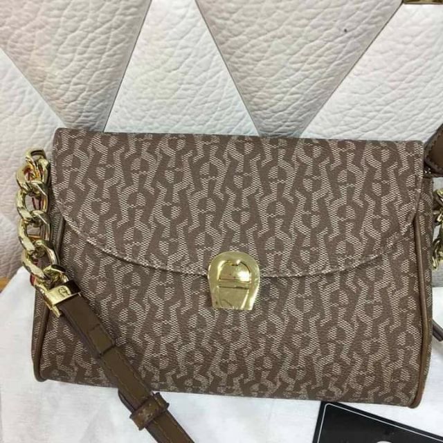 aigner sling bag