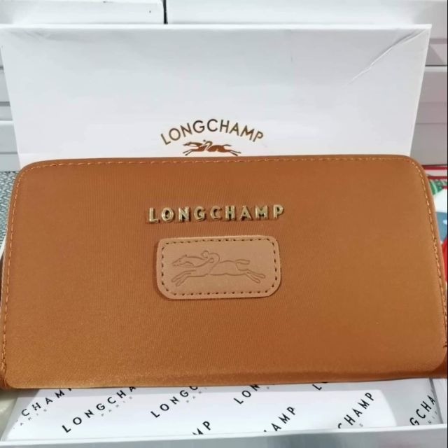 champ wallet