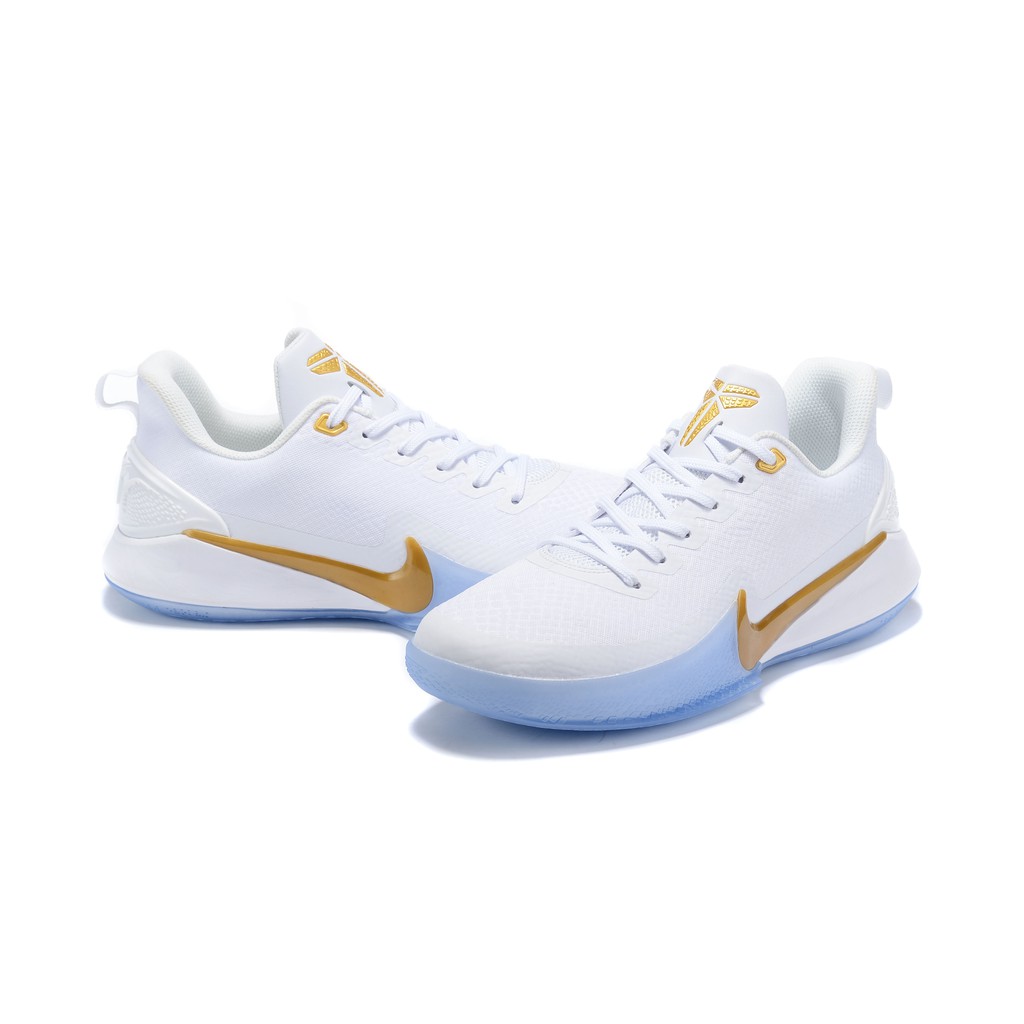 nike kobe bryant basketball shoes