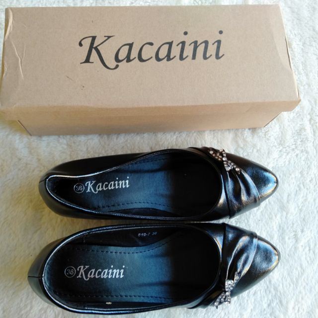 affordable shoes in shopee