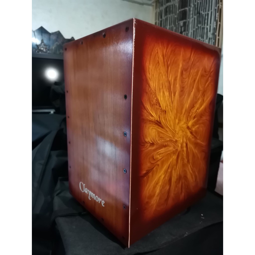 Claymore Cajon Beatbox with Pickup Straight Style (Random Design