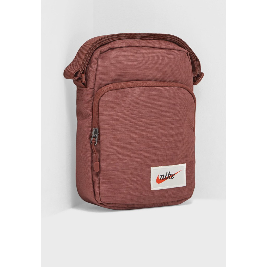 nike burgundy bag