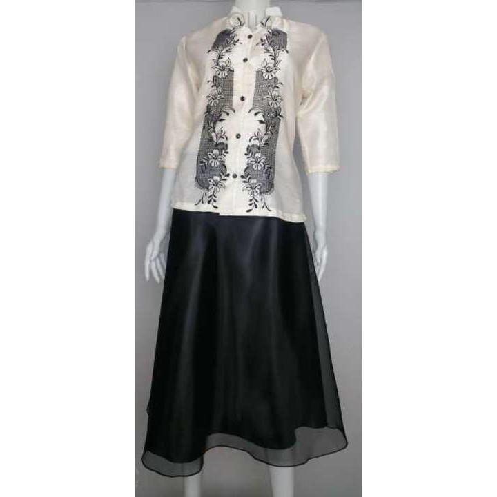 lady barong with black skirt