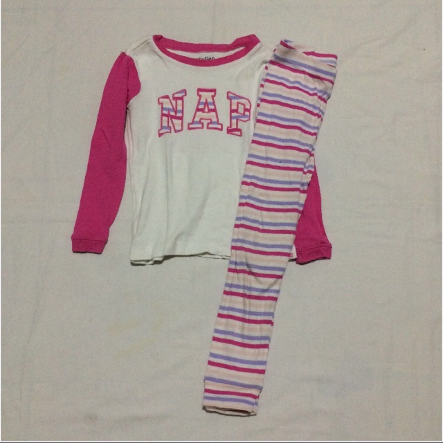 baby gap sleepwear