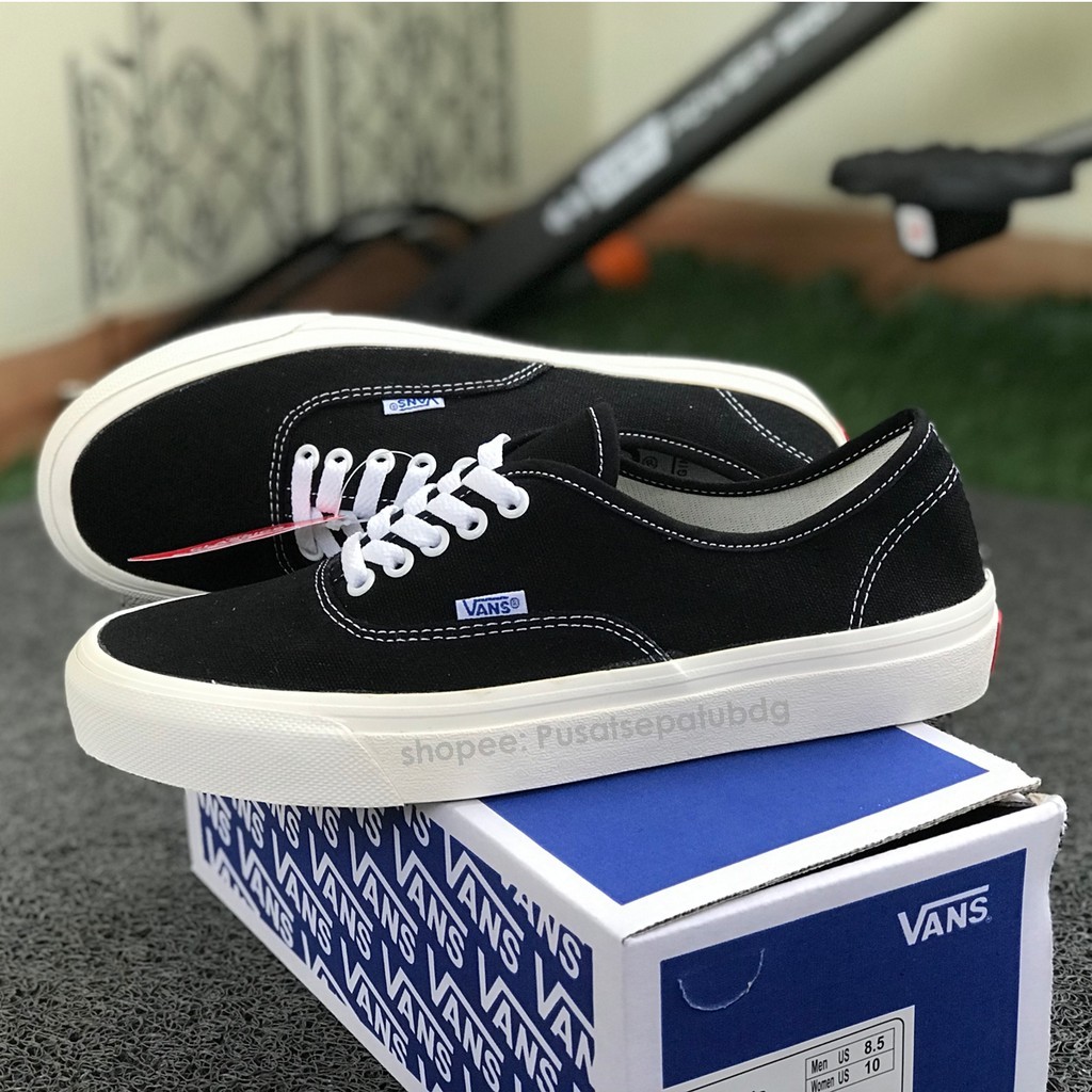 black and white vans size 8