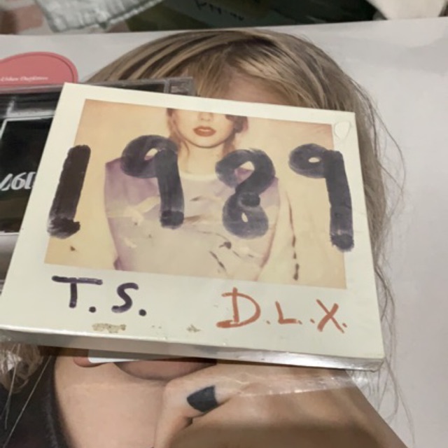 TAYLOR SWIFT 1989 Deluxe CD | Shopee Philippines