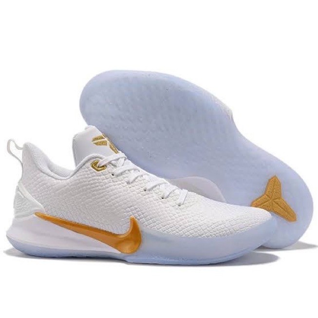 kobe shoes focus