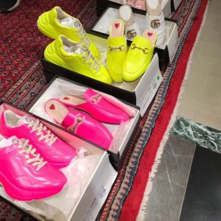 gucci neon pink princetown