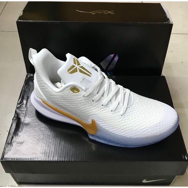 kobe mamba focus white