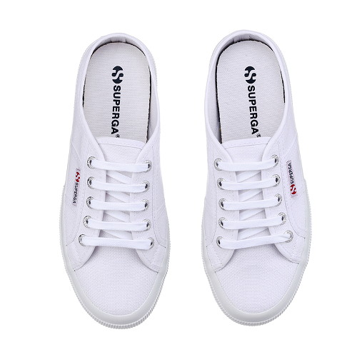 superga prague