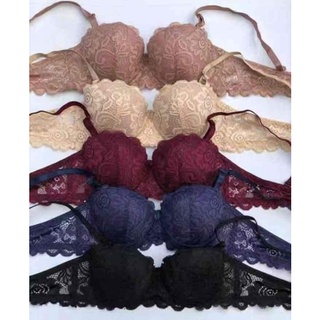 Triumph lace strapless with wire onhand sizes 34,36,38ab