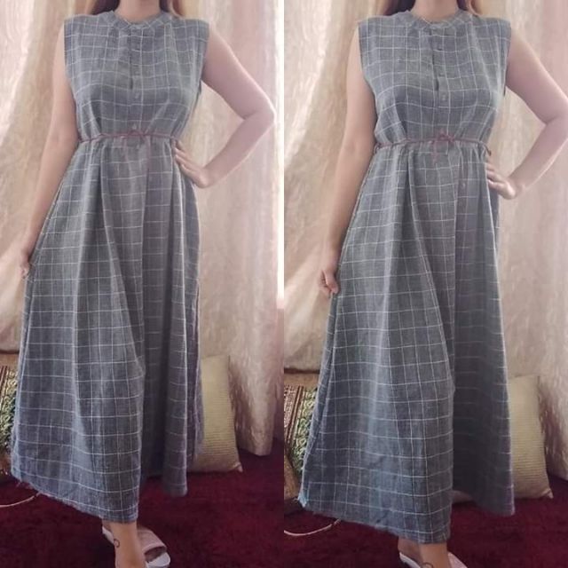 maxi gray