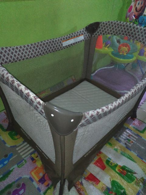 graco day2night bassinet