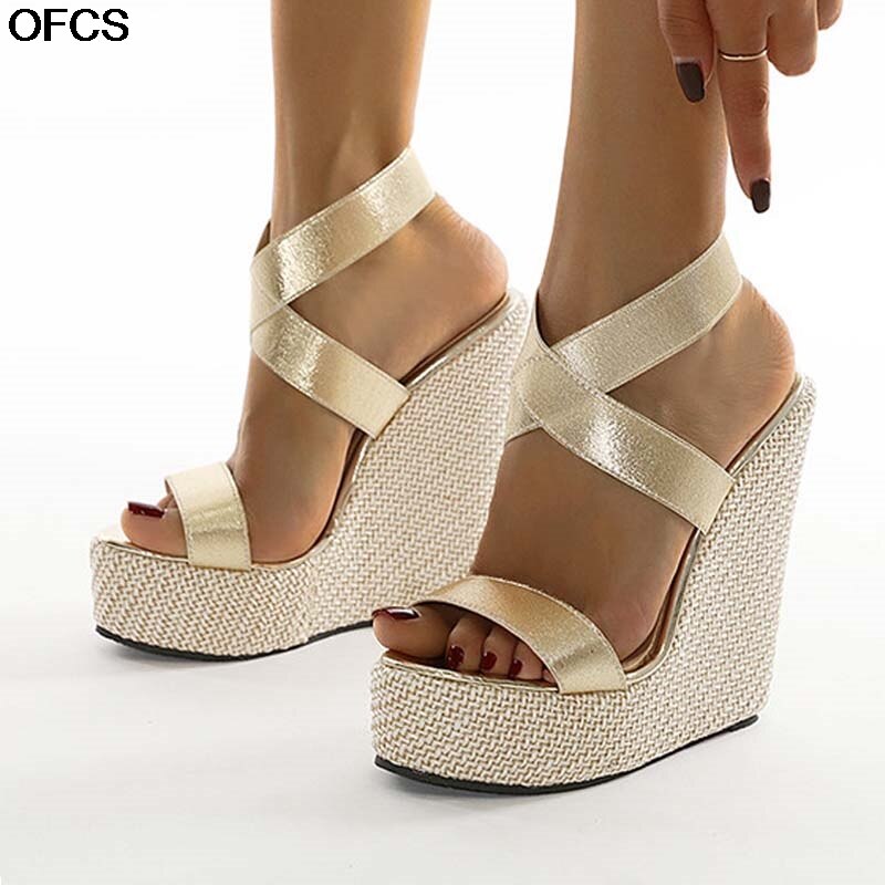 closed toe platform shoes