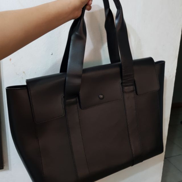 gap leather tote bag