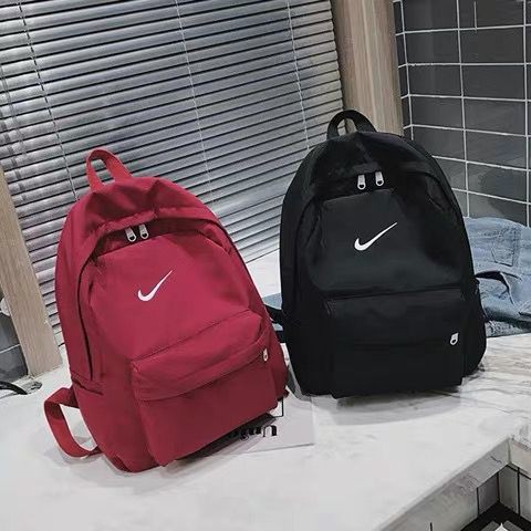 large black nike backpack