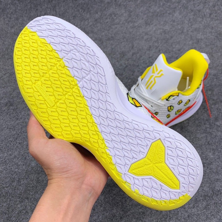 kobe shoes low cut price