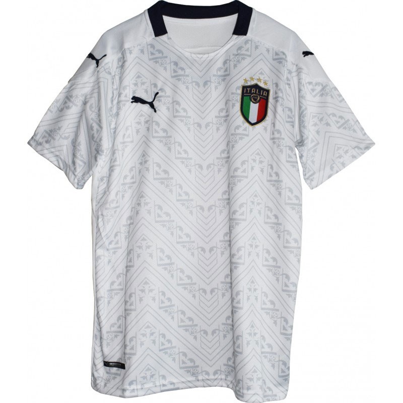 gray soccer jersey