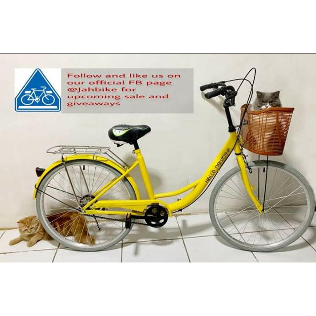 yellow vintage bike