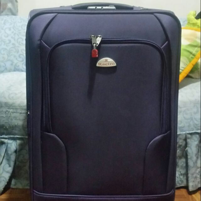 20kg suitcase