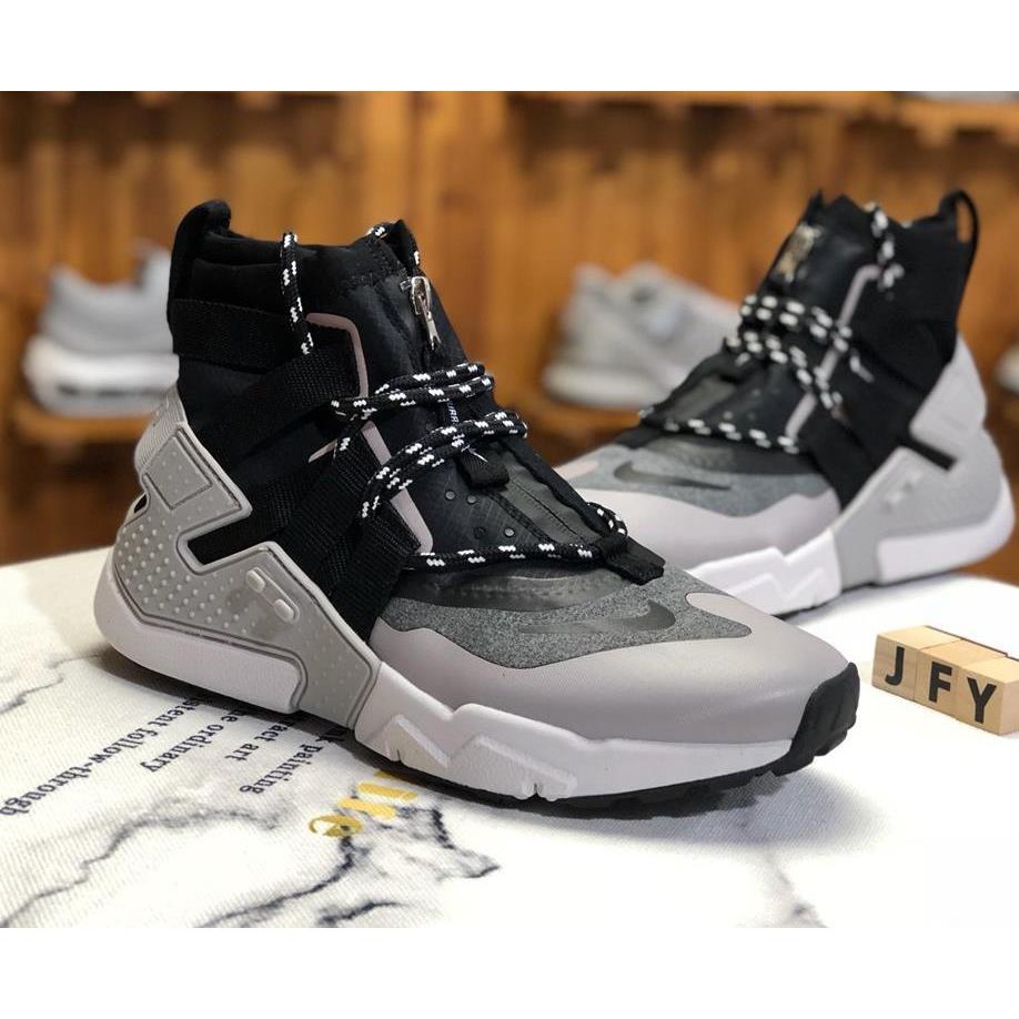 nike huarache gripp womens