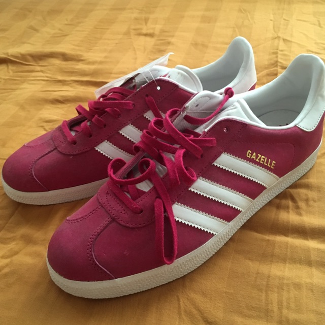 dark pink gazelles