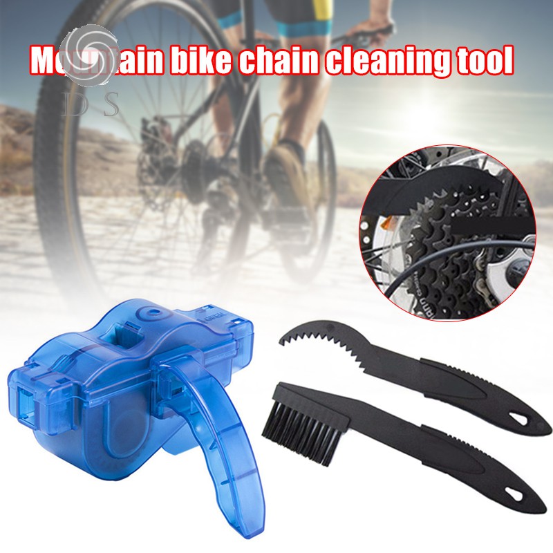 chain cleaning tool