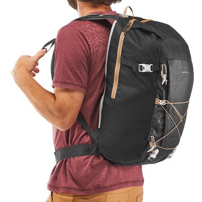 30 litre backpack decathlon