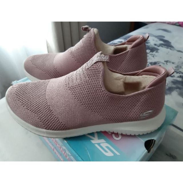 sketchers ultra flex first take
