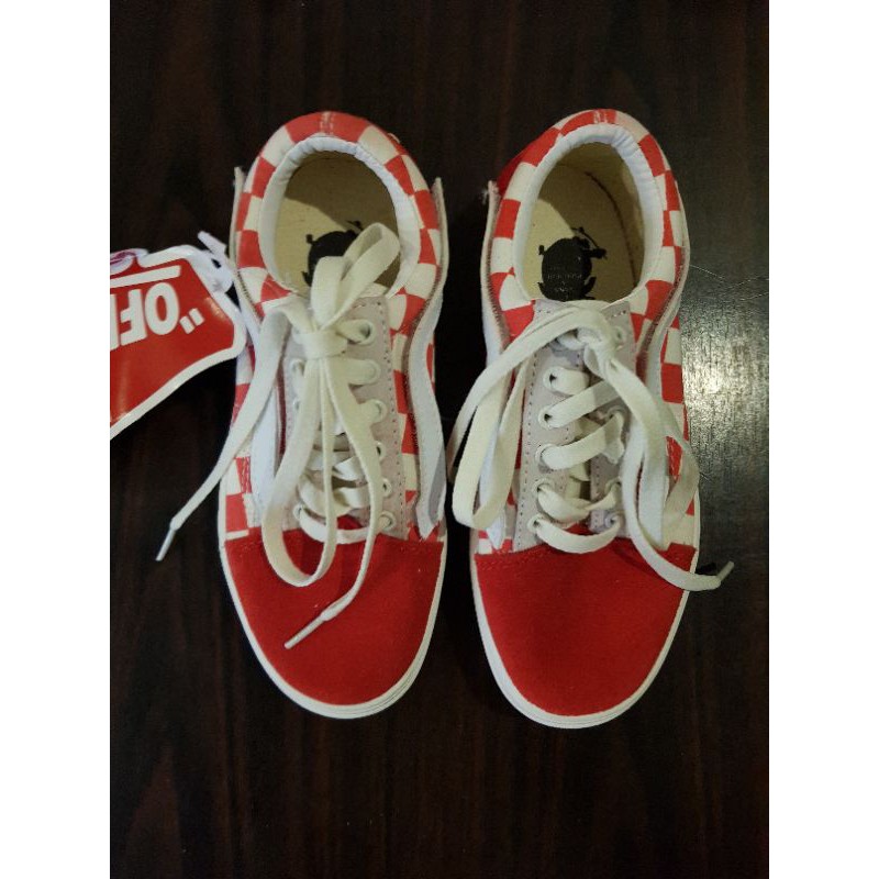 red vans size 5.5