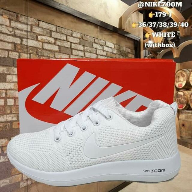 nike white rubber shoes