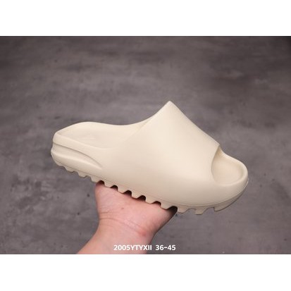 yeezy platform slippers